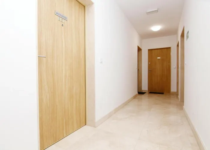 Blue River - Pulaskiego B - Private Apartament Wrocław